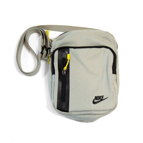 nike tech crossbody bag